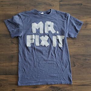 Mr. FIX IT shirt Men's M